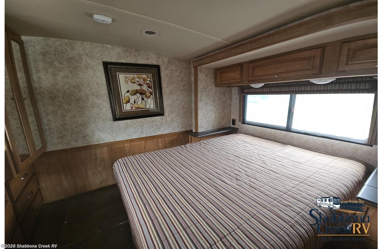 Used 2011 Winnebago Vista 36D * available in Atkinson, Illinois