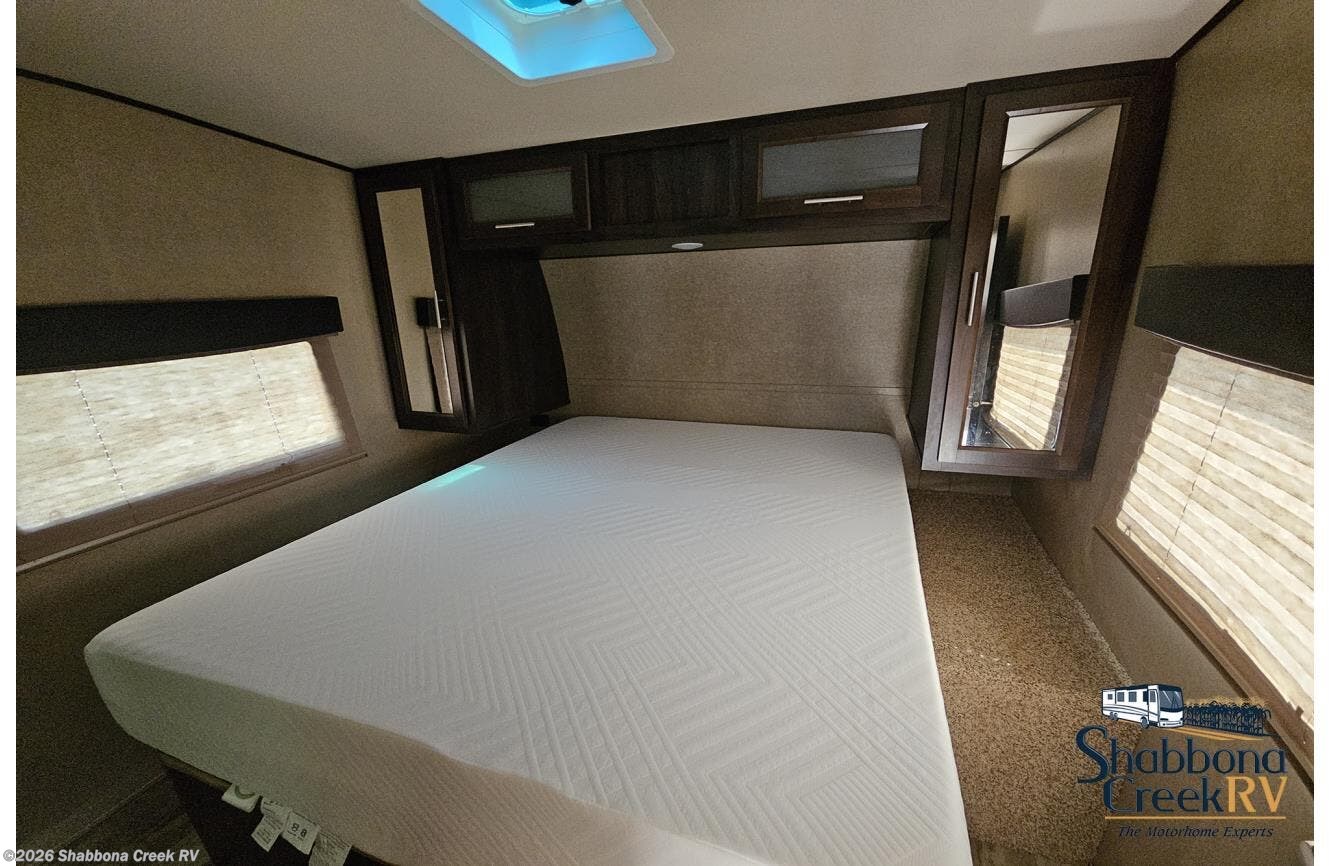 Used 2018 Forest River XLR Hyperlite  26HFS * available in Atkinson, Illinois