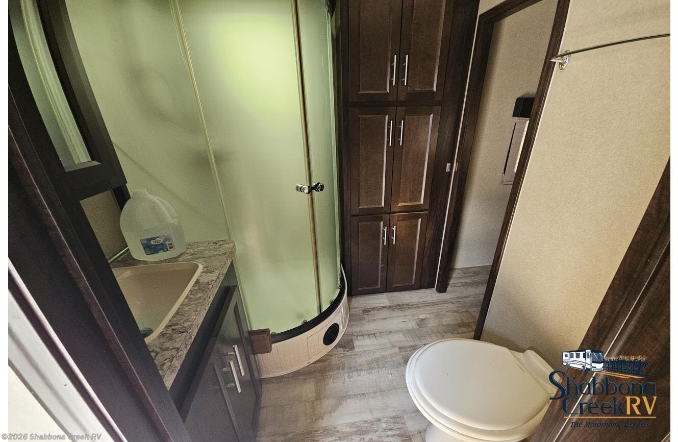 2018 Forest River XLR Hyperlite  26HFS * - Used Travel Trailer For Sale by Shabbona Creek RV in Atkinson, Illinois