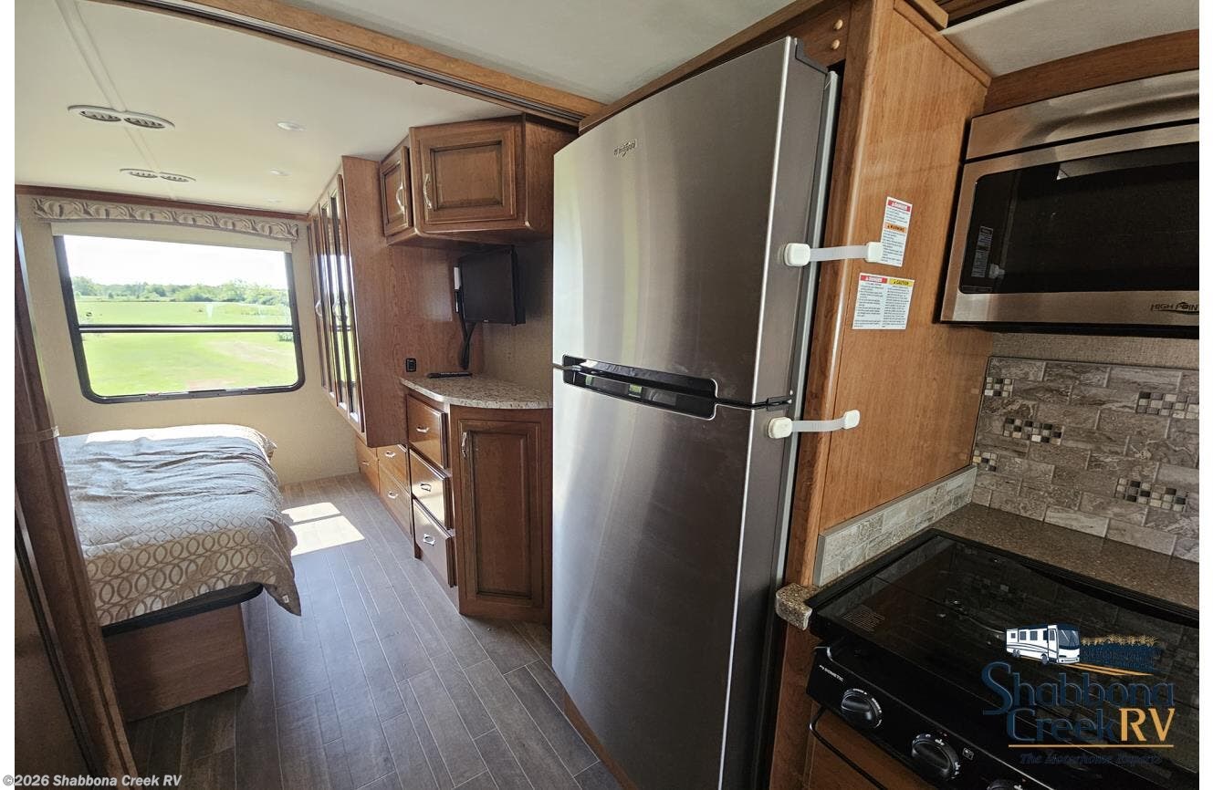 2018 Flair LXE 30U * by Fleetwood from Shabbona Creek RV in Atkinson, Illinois