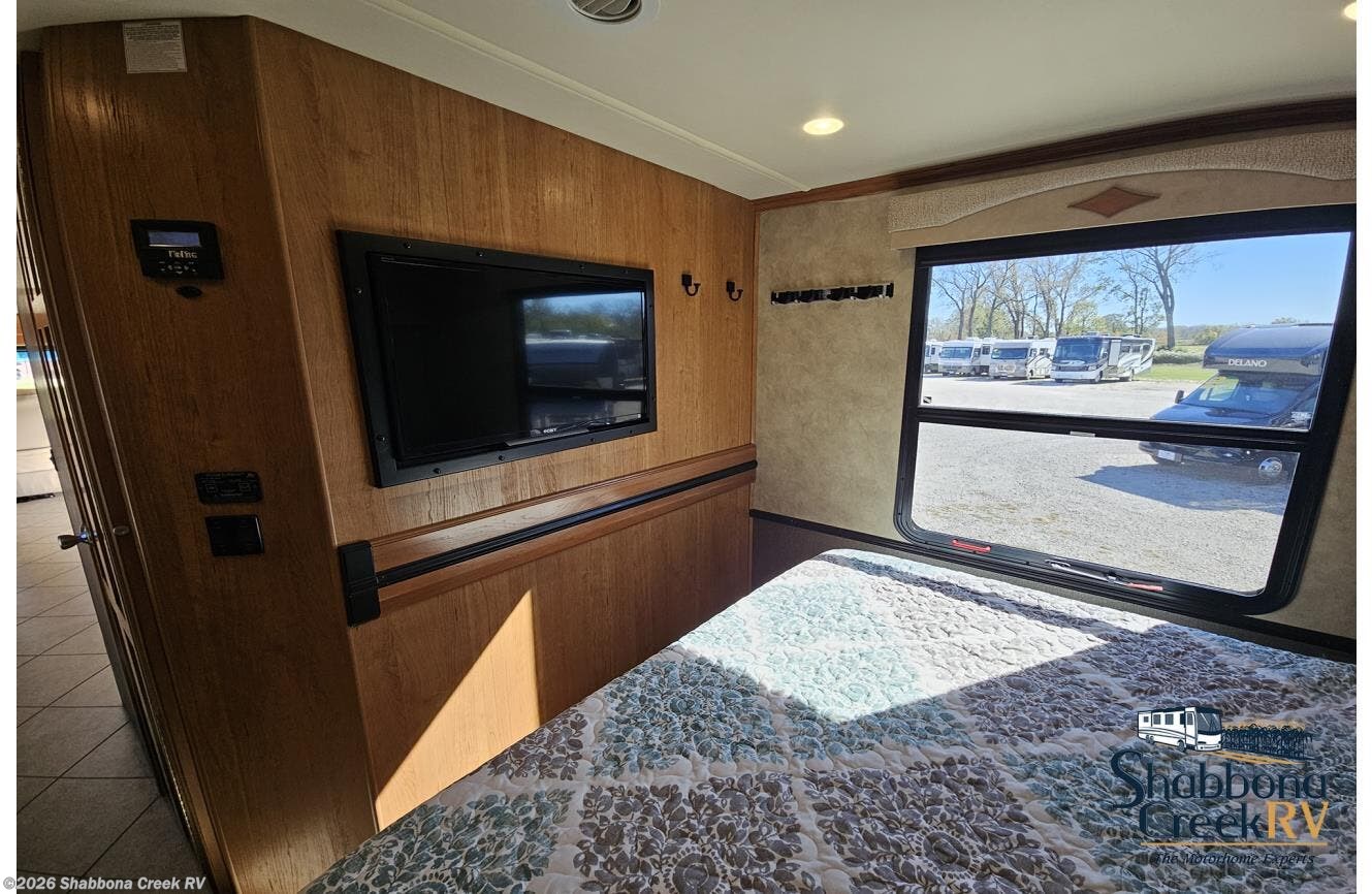 2015 Excursion 35B * by Fleetwood from Shabbona Creek RV in Atkinson, Illinois