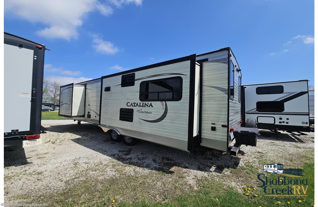 2015 Catalina 333RETS * by Coachmen from Shabbona Creek RV in Atkinson, Illinois
