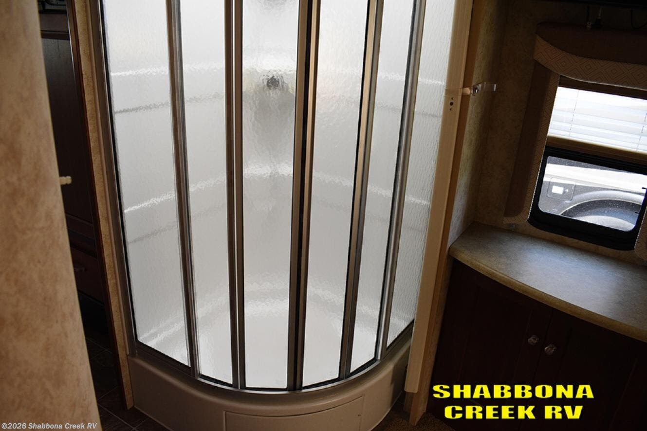 Used 2010 Itasca Cambria 30C * available in Atkinson, Illinois