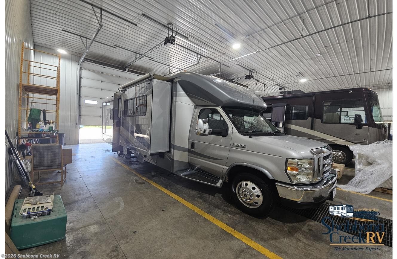 2010 Itasca Cambria 30C * - Used Class C For Sale by Shabbona Creek RV in Atkinson, Illinois