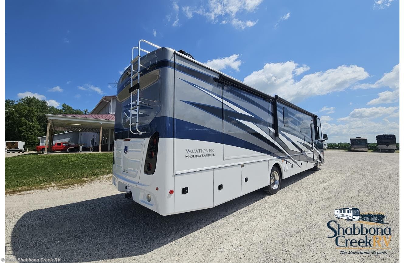 Used 2025 Holiday Rambler Vacationer 35K available in Atkinson, Illinois