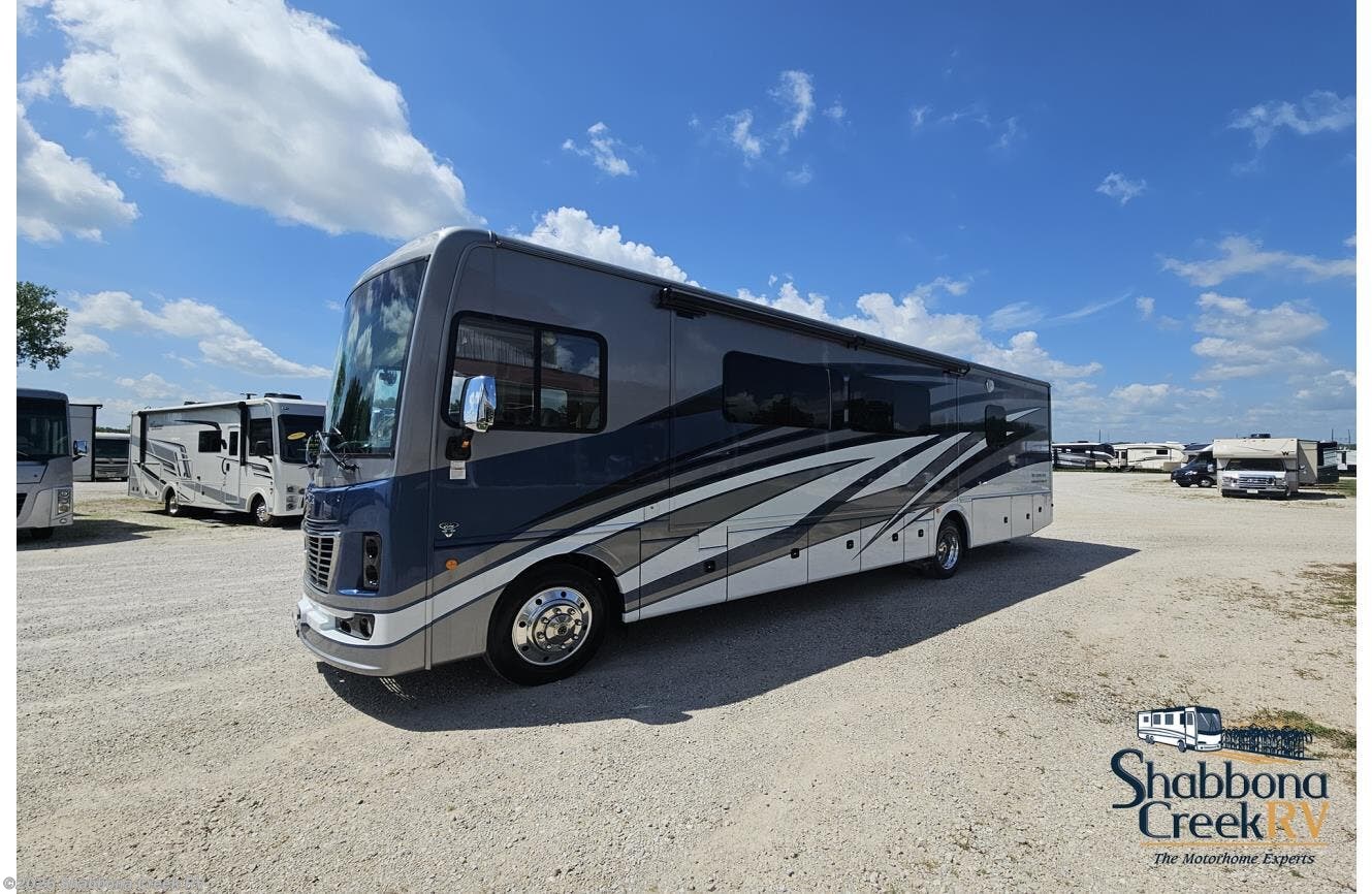 2025 Holiday Rambler Vacationer 35K - Used Class A For Sale by Shabbona Creek RV in Atkinson, Illinois