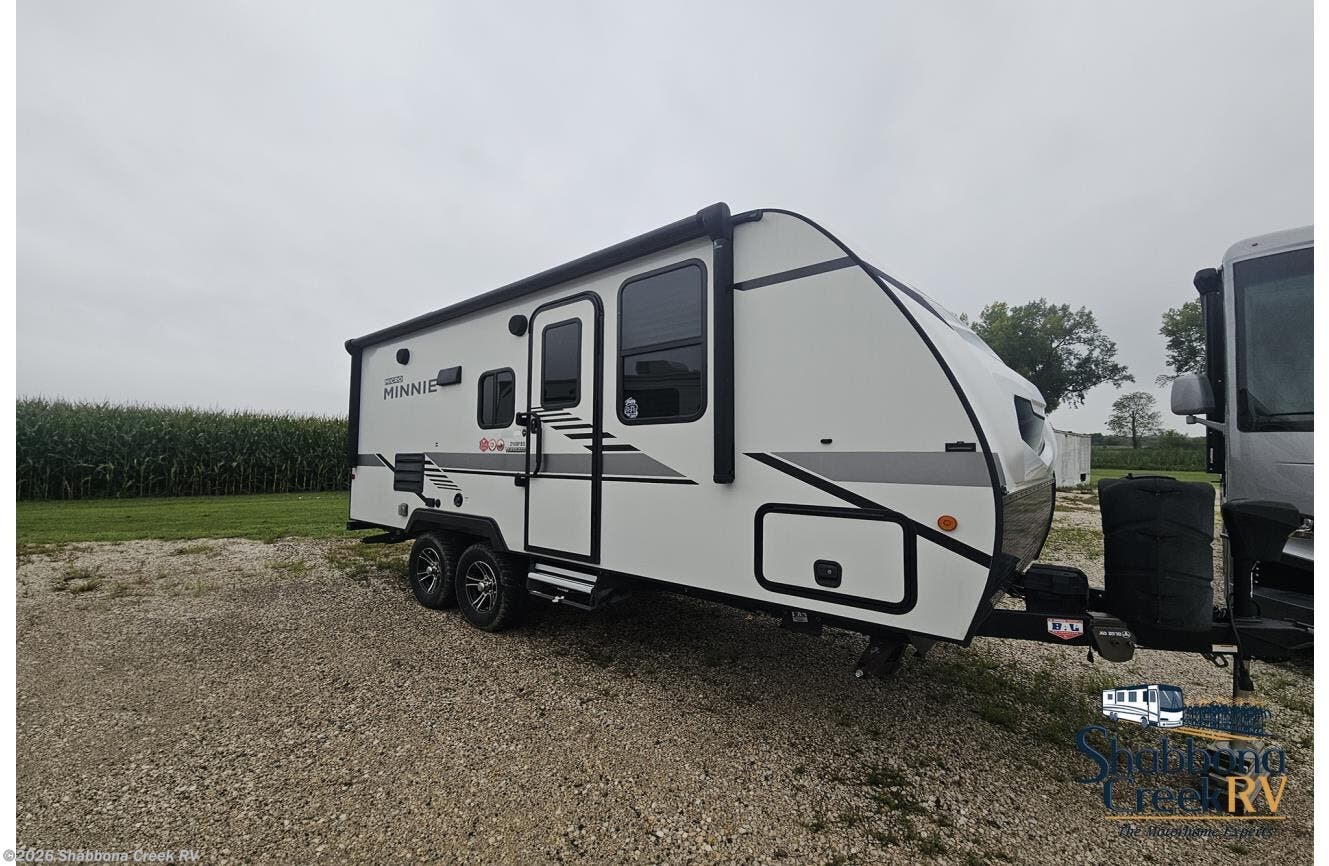 2021 Winnebago Minnie 2108FBS - Used Travel Trailer For Sale by Shabbona Creek RV in Atkinson, Illinois