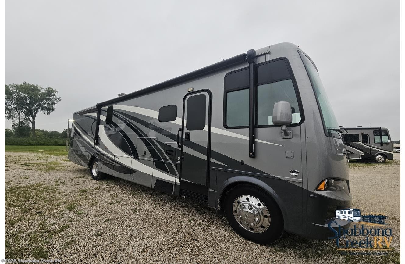 Used 2021 Newmar Bay Star 3609 available in Atkinson, Illinois