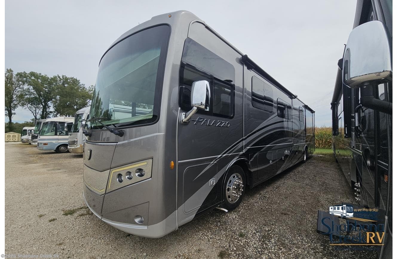 2022 Palazzo 37.4 by Thor from Shabbona Creek RV in Atkinson, Illinois