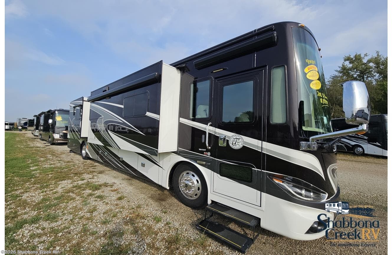 2016 Phaeton 40QBH by Tiffin from Shabbona Creek RV in Atkinson, Illinois