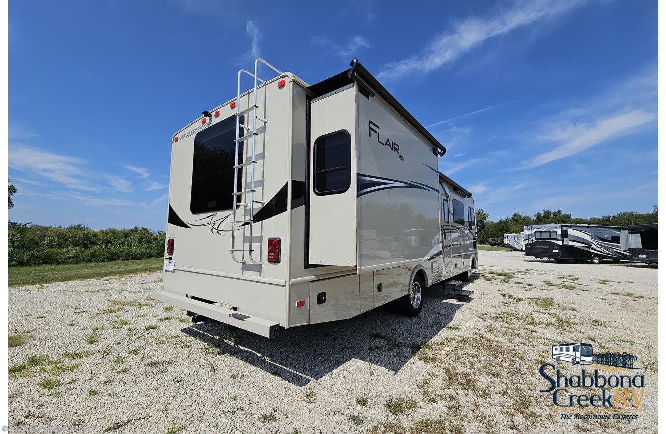 2018 Flair LXE 30U * by Fleetwood from Shabbona Creek RV in Atkinson, Illinois
