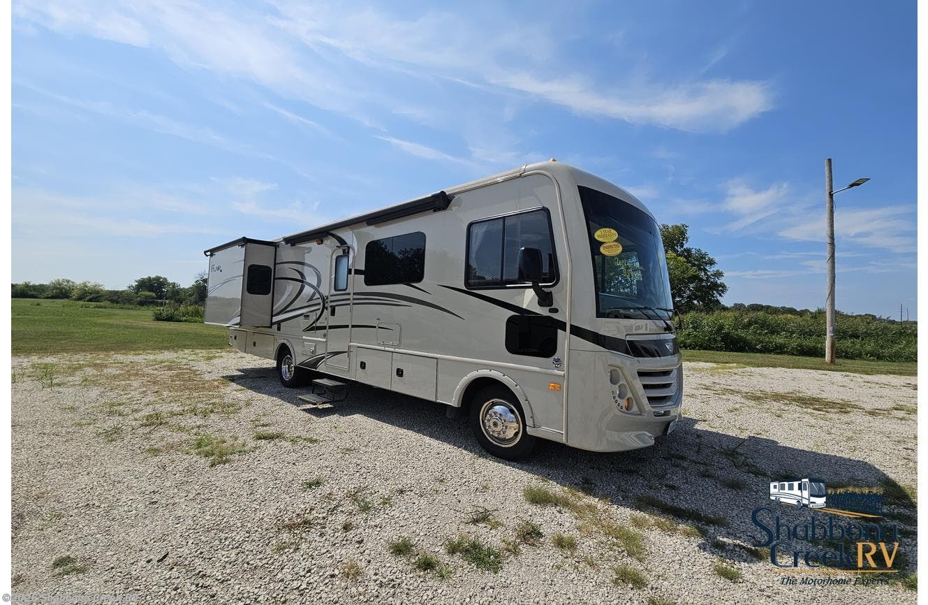 2018 Fleetwood Flair LXE 30U * - Used Class A For Sale by Shabbona Creek RV in Atkinson, Illinois