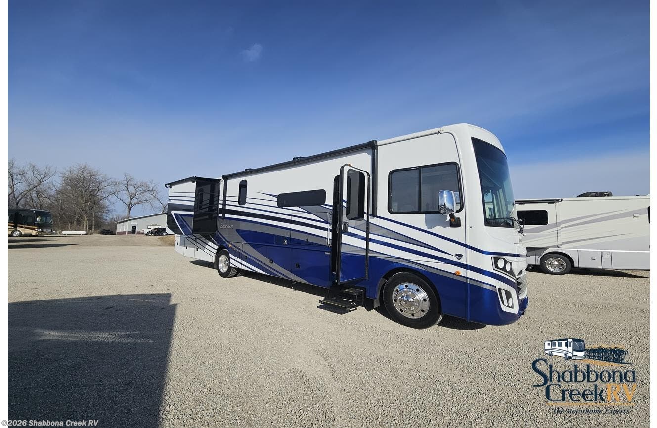 2025 Fleetwood Bounder 35K * - Used Class A For Sale by Shabbona Creek RV in Atkinson, Illinois