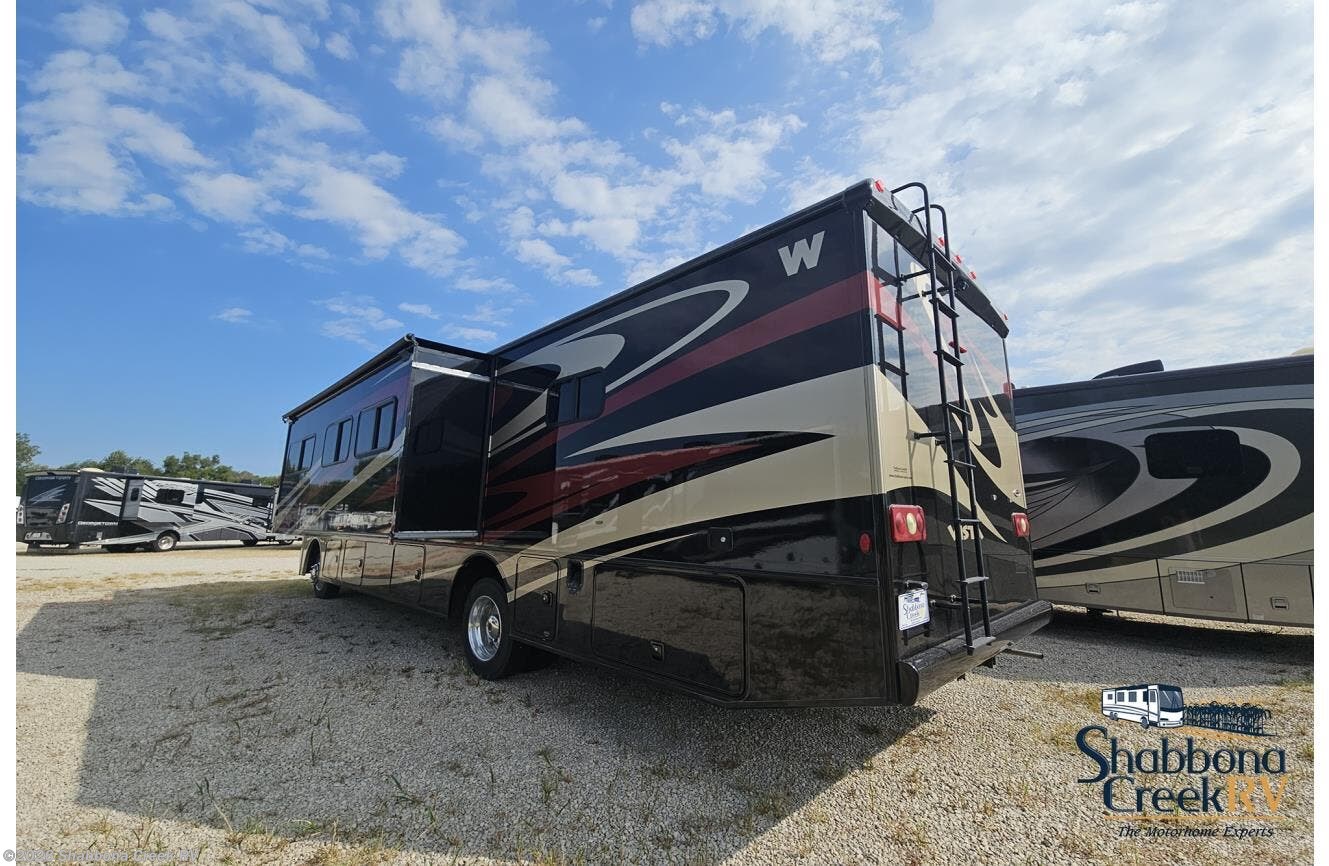 2014 Vista 35F * by Winnebago from Shabbona Creek RV in Atkinson, Illinois