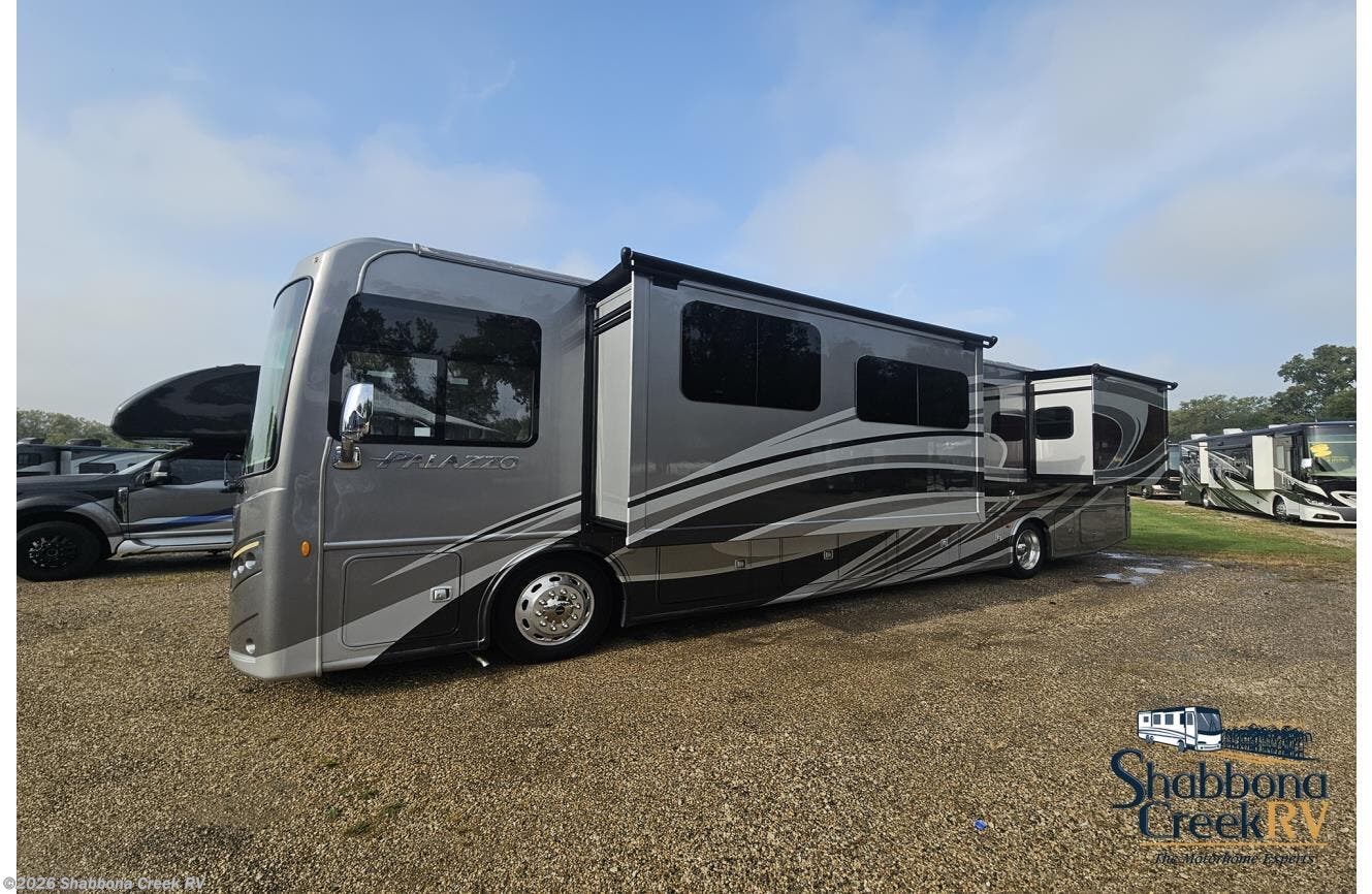 Used 2022 Thor Palazzo 37.4 * available in Atkinson, Illinois