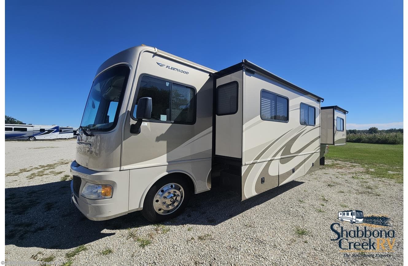 Used 2008 Fleetwood Terra 34G * available in Atkinson, Illinois
