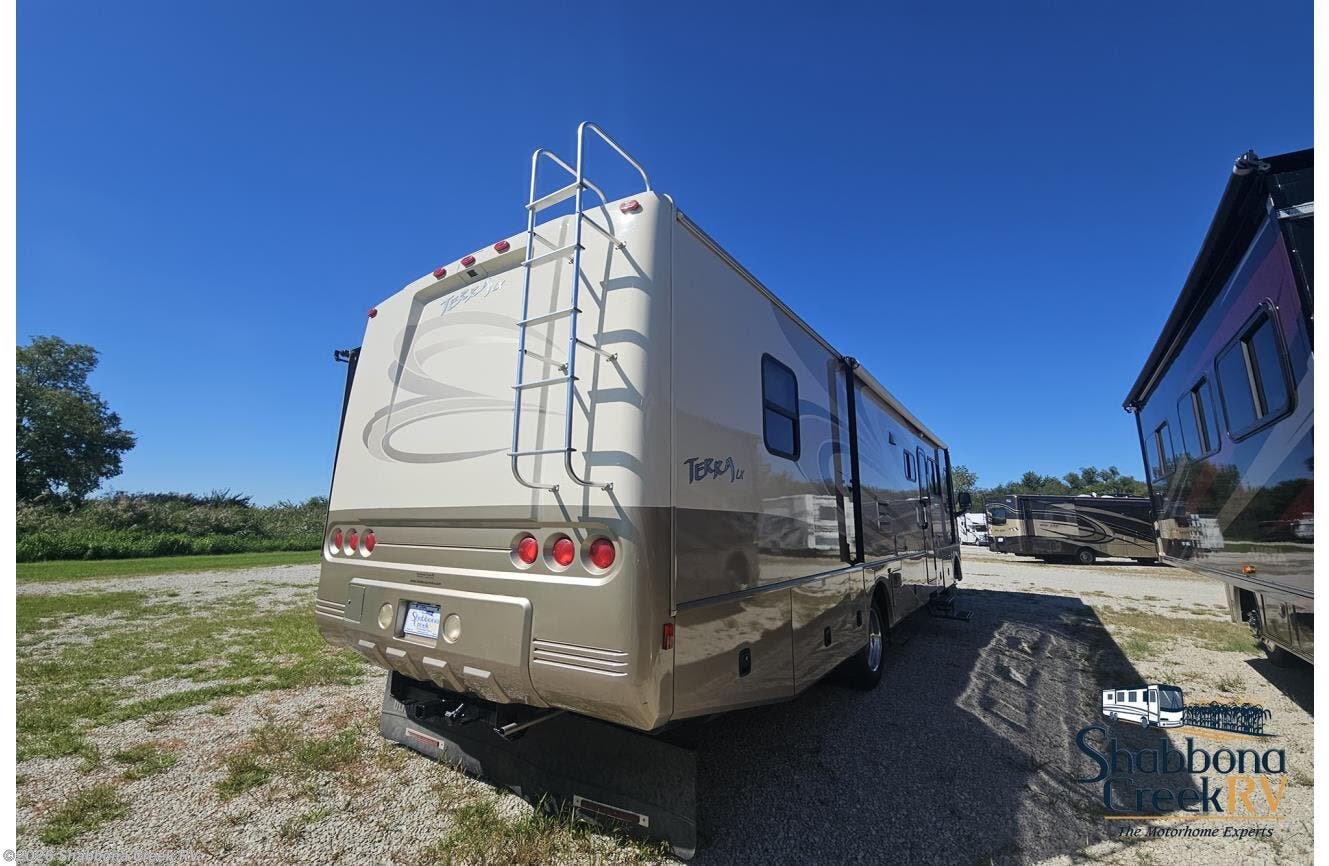 2008 Fleetwood Terra 34G * - Used Class A For Sale by Shabbona Creek RV in Atkinson, Illinois