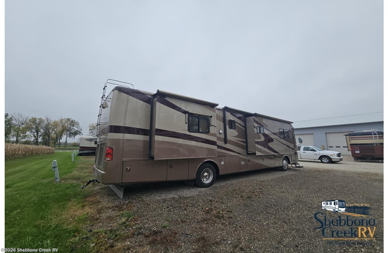 Used 2006 Monaco RV Diplomat 40PDQ * available in Atkinson, Illinois