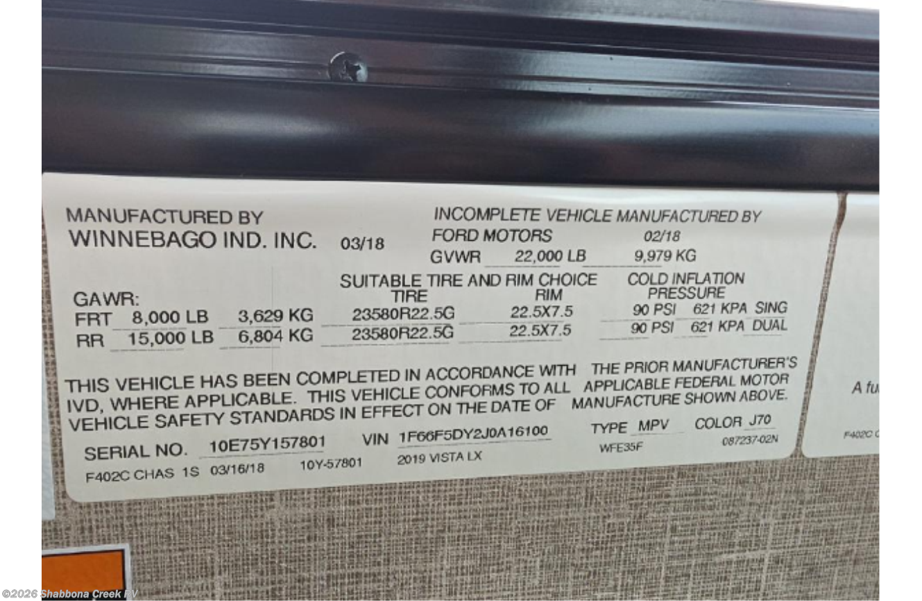 2019 Vista LX 35F * by Winnebago from Shabbona Creek RV in Atkinson, Illinois