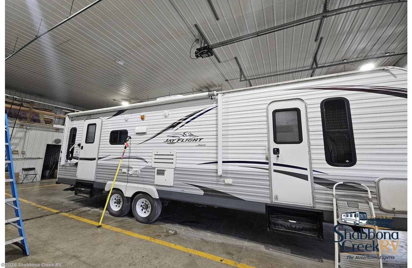 2013 Jayco Jay Flight 26RLS - Used Travel Trailer For Sale by Shabbona Creek RV in Atkinson, Illinois