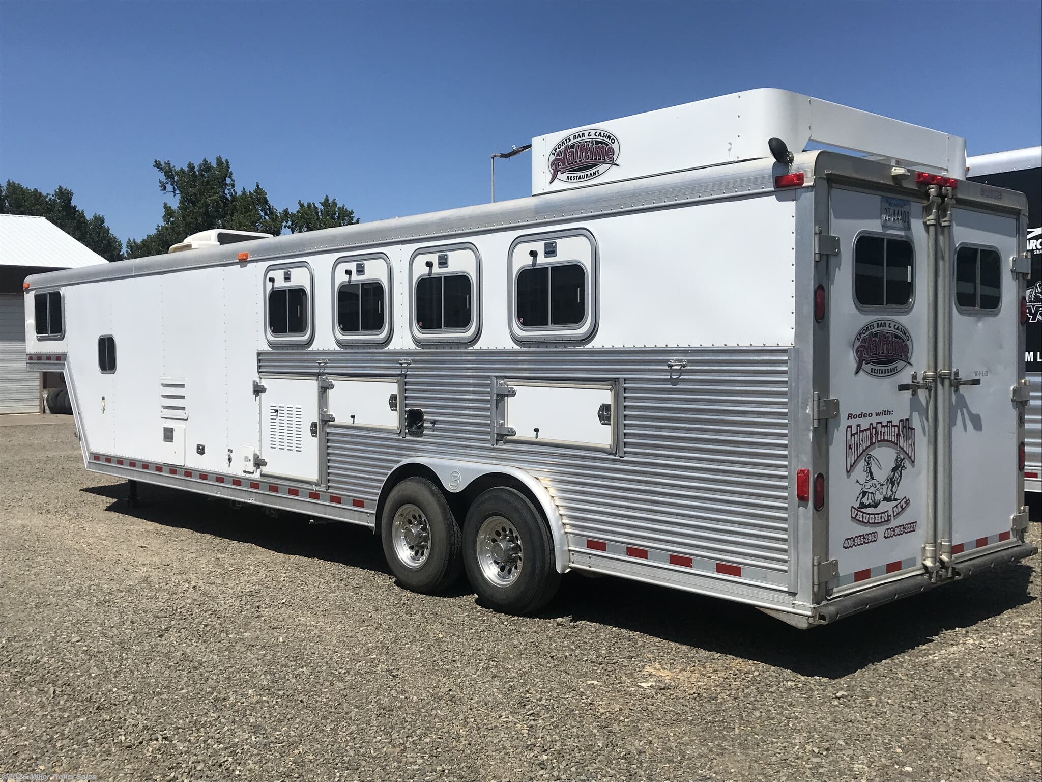 4 Horse Trailer for sale Used 2001 Barrett 4H w/ 13' sw by Custom