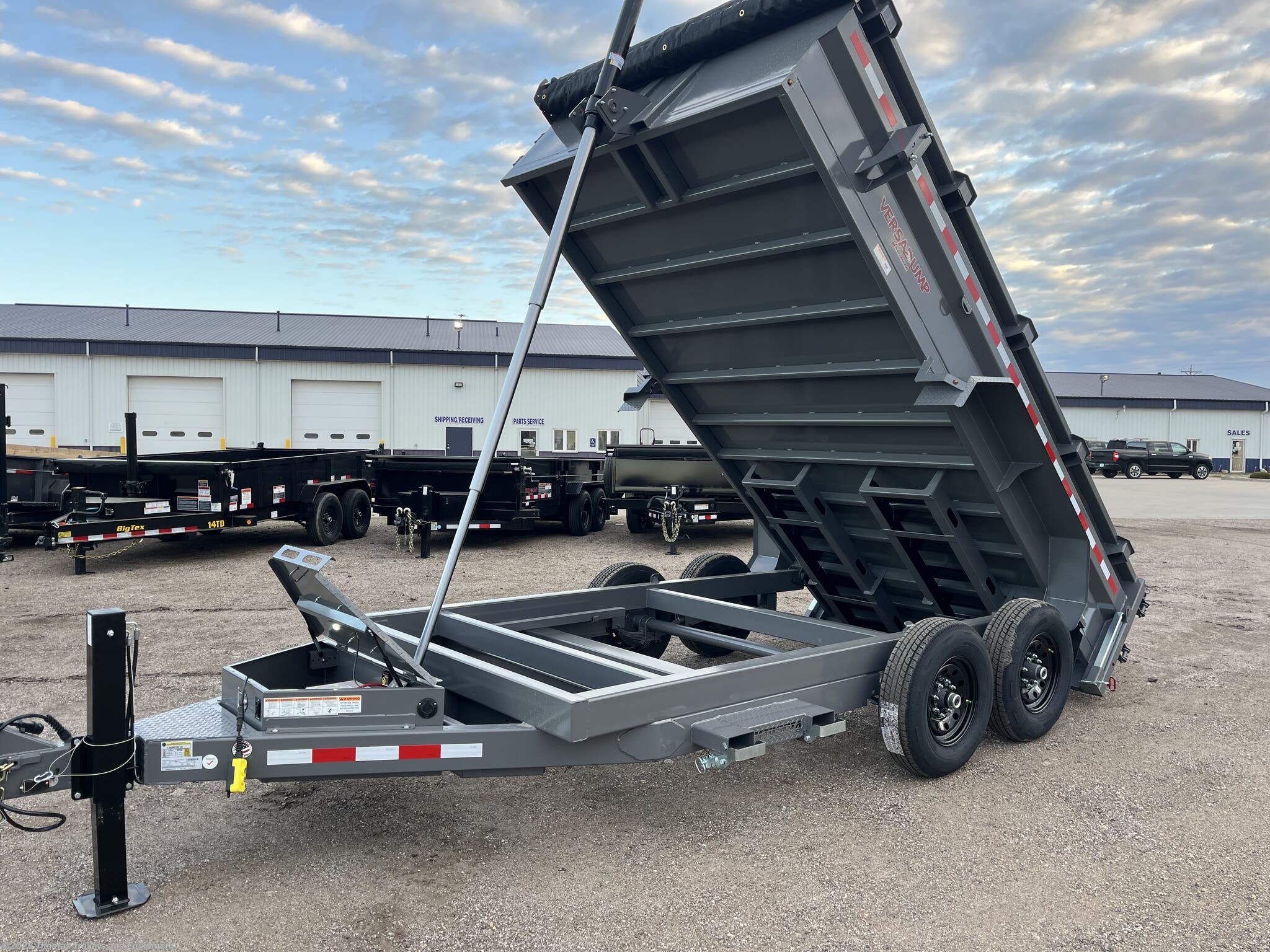 MIDSOTA HVT-14 TELESCOPIC DUMP 7 GAUGE FLOOR - CAL - 2026 Midsota