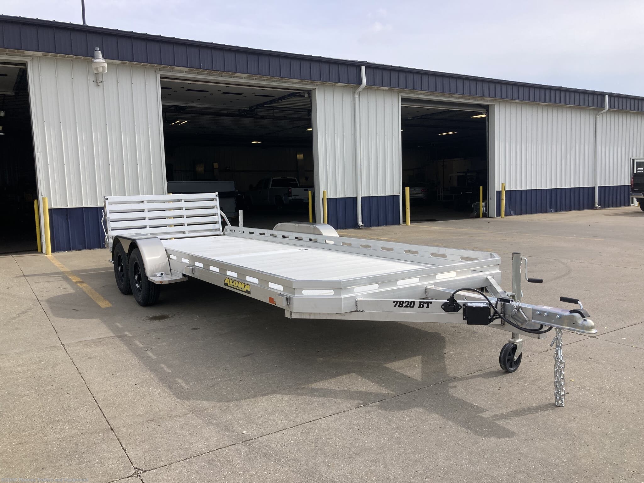 2027 Aluma 7820