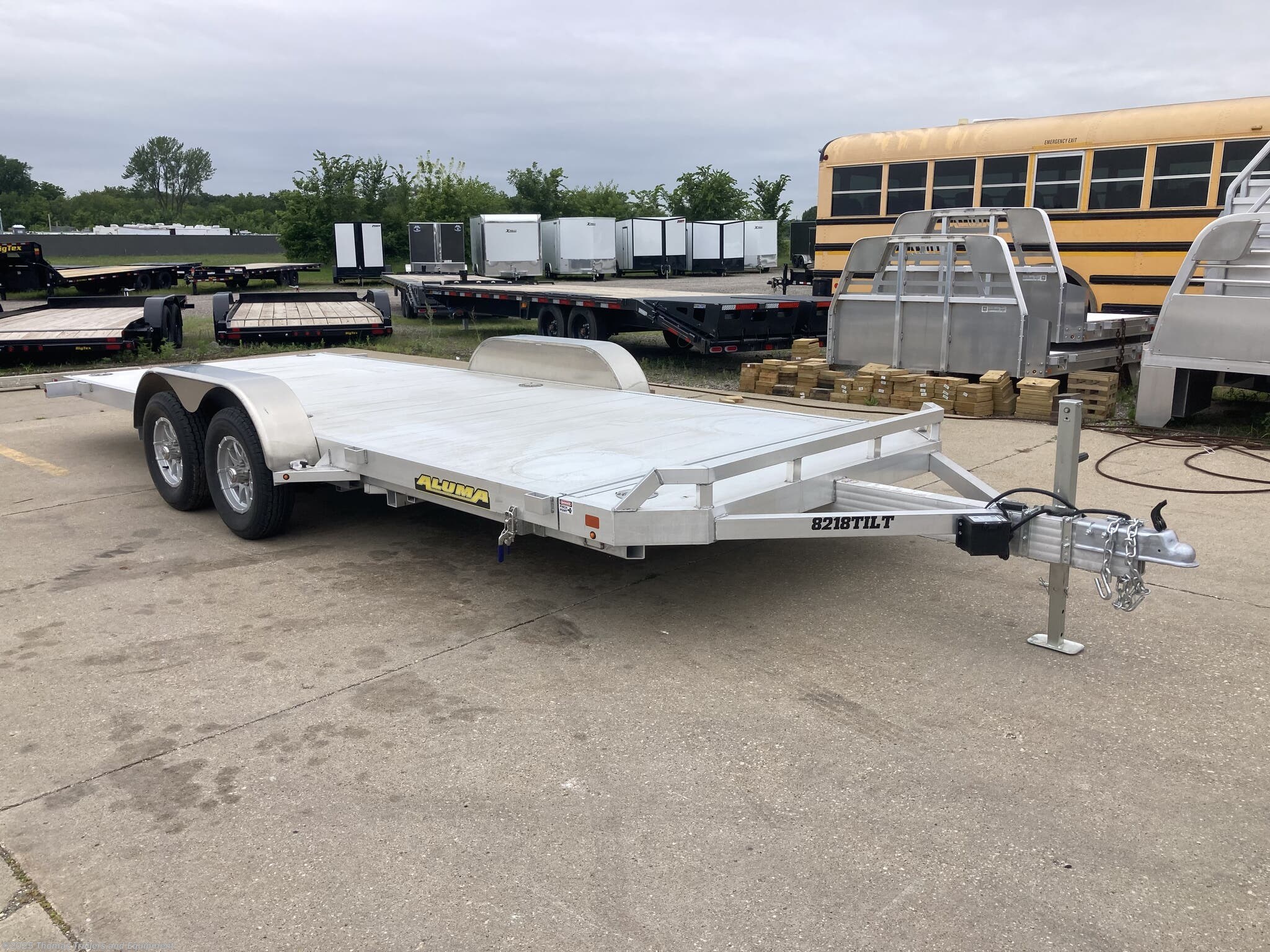 2026 Aluma 8218 Tilt