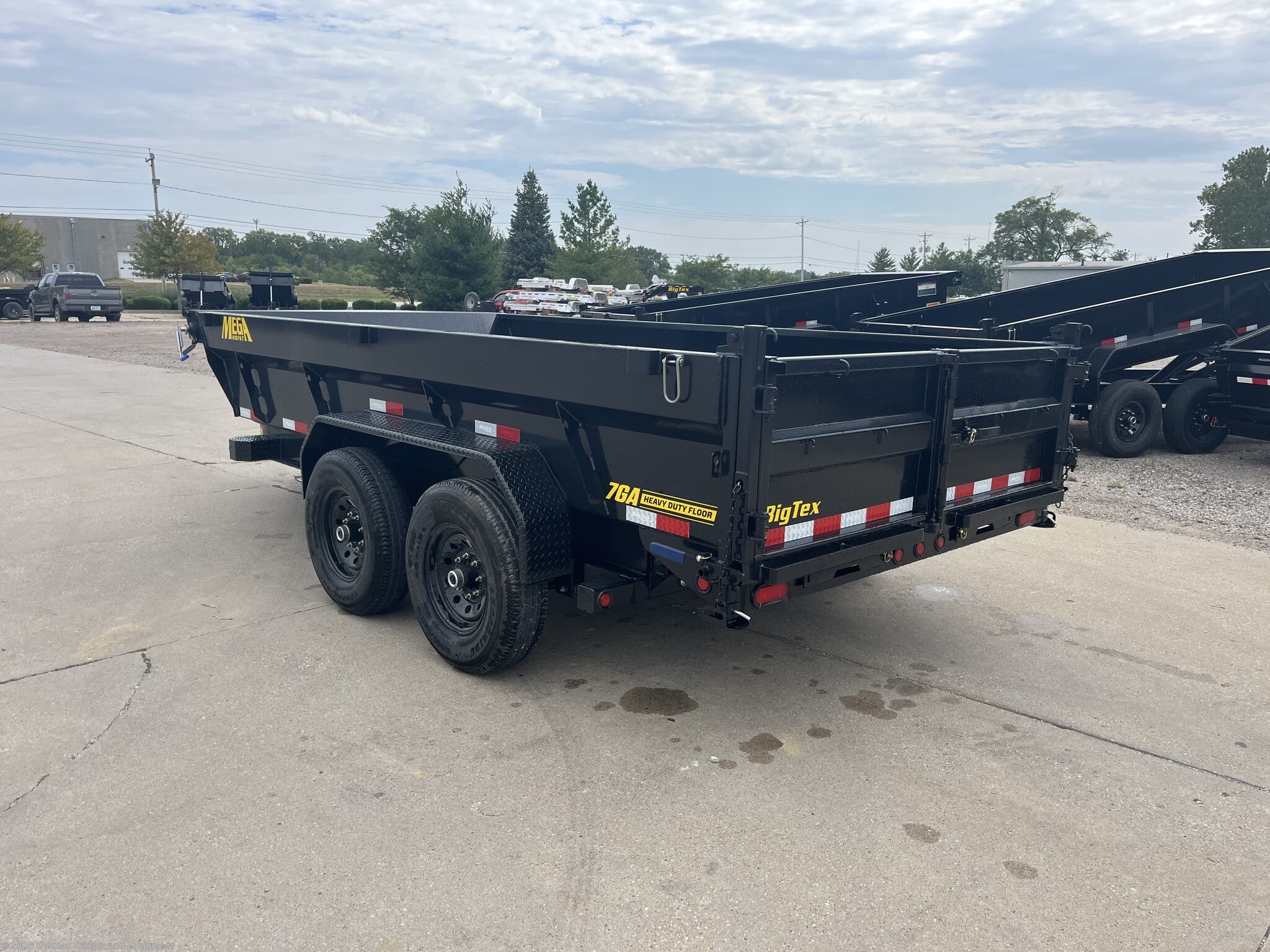 14TD-14 MEGA HOIST 7 GAUGE FLOOR - 2026 Big Tex 14TD Dump (Heavy