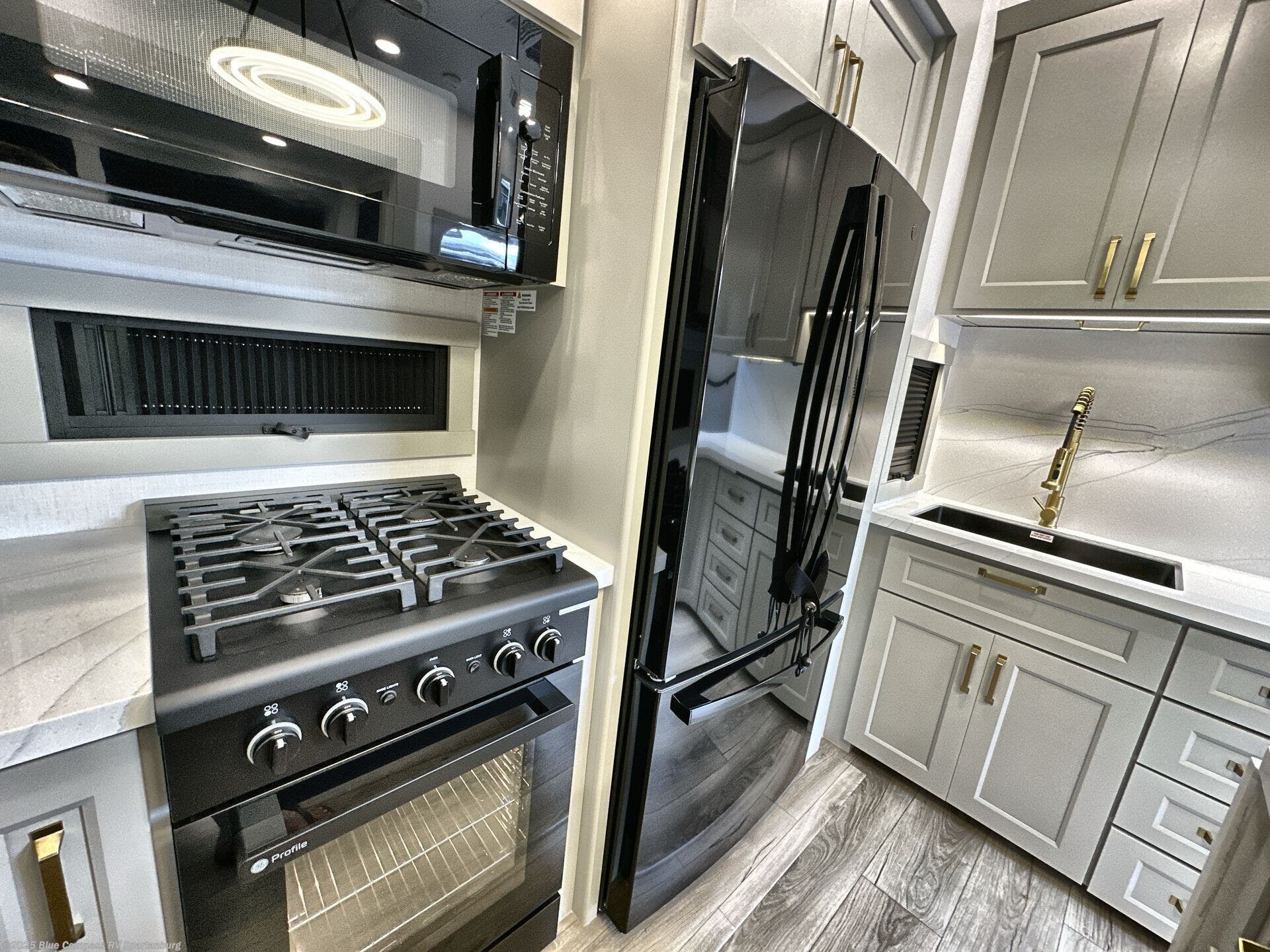 2024 Brinkley RV Model G 4000 RV for Sale in Duncan, SC 29334 T87277