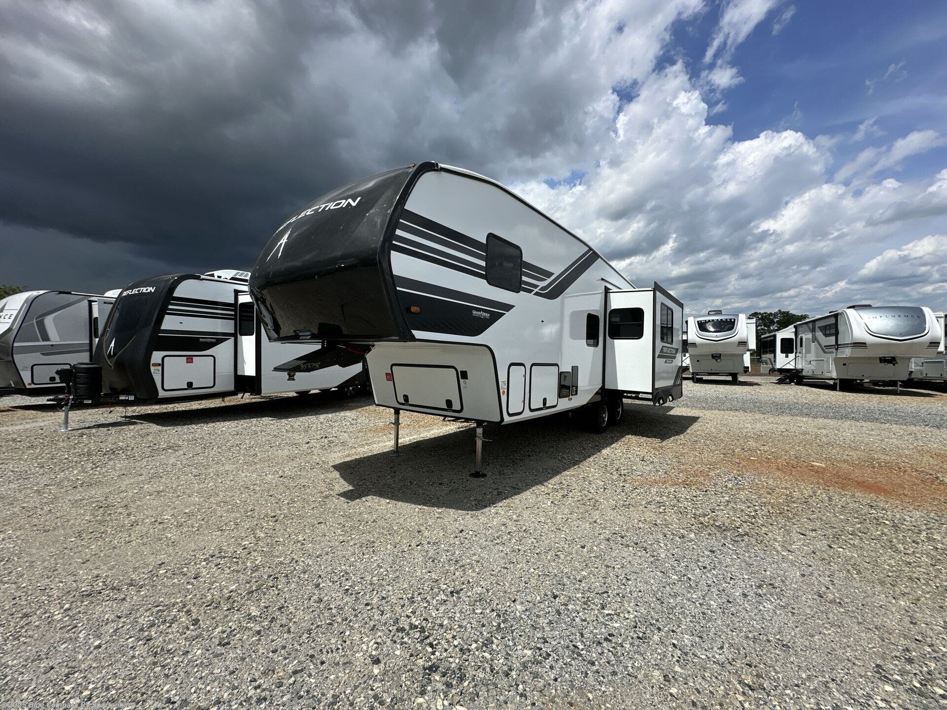 New 2026 Grand Design Reflection 100 Series 27BH available in Duncan, South Carolina