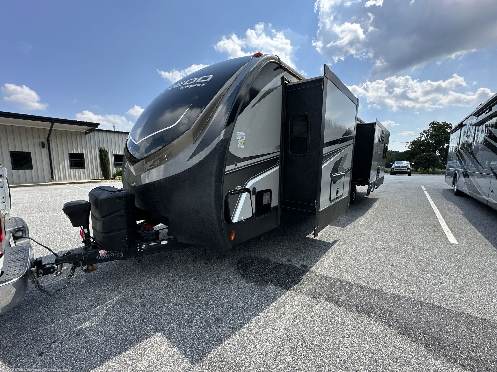 2020 Laredo 330RL by Keystone from Blue Compass RV Spartanburg in Duncan, South Carolina