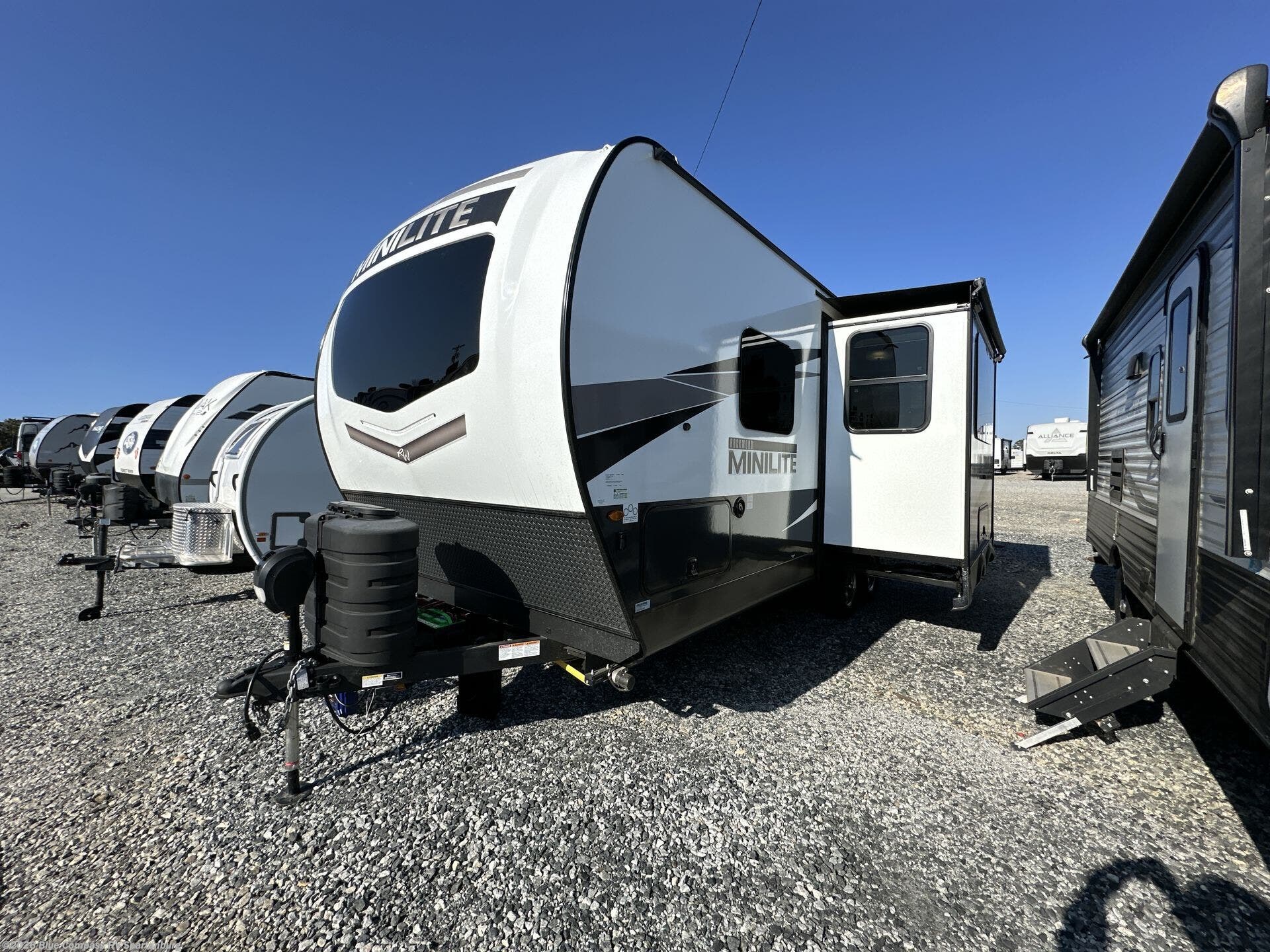 Used 2025 Forest River Rockwood Mini Lite 2520BH available in Duncan, South Carolina