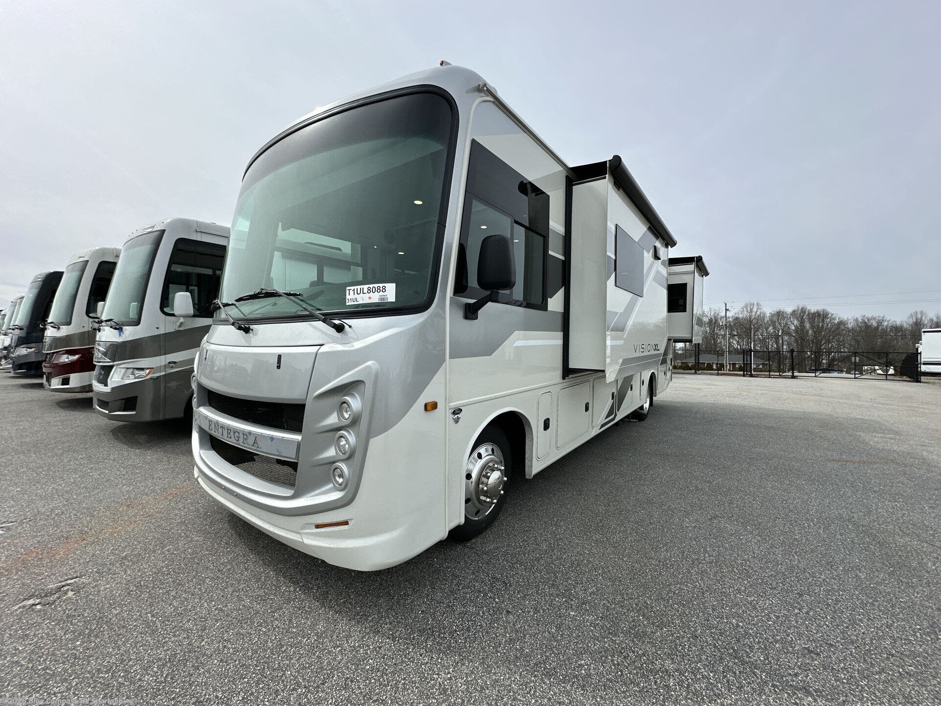 New 2026 Entegra Coach Vision XL 31UL available in Duncan, South Carolina