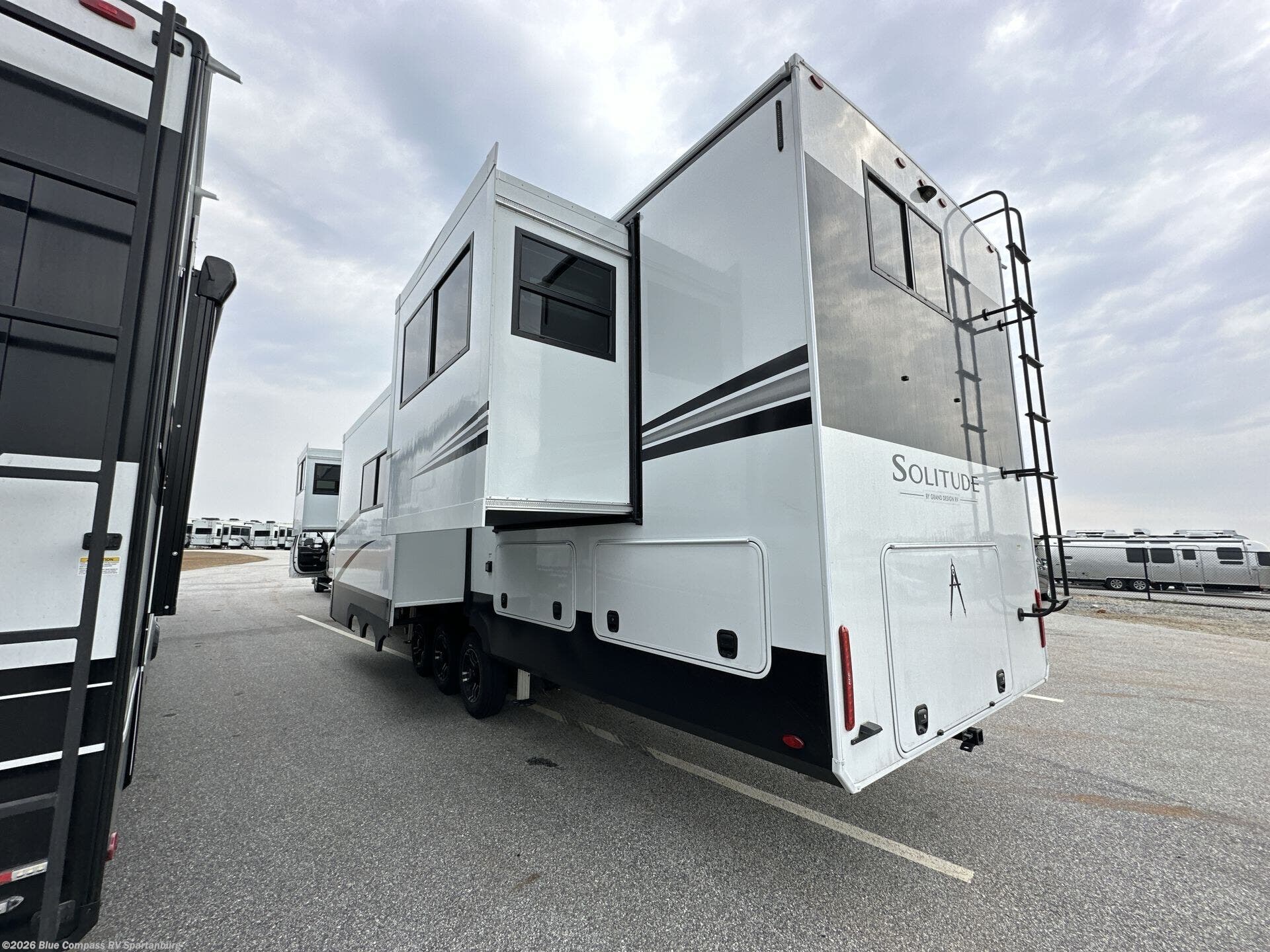 New 2026 Grand Design Solitude 414LJMJ available in Duncan, South Carolina