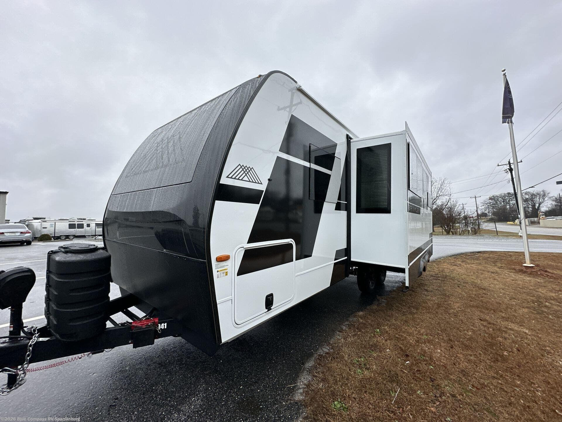 2026 Model I 235 by Brinkley RV from Blue Compass RV Spartanburg in Duncan, South Carolina