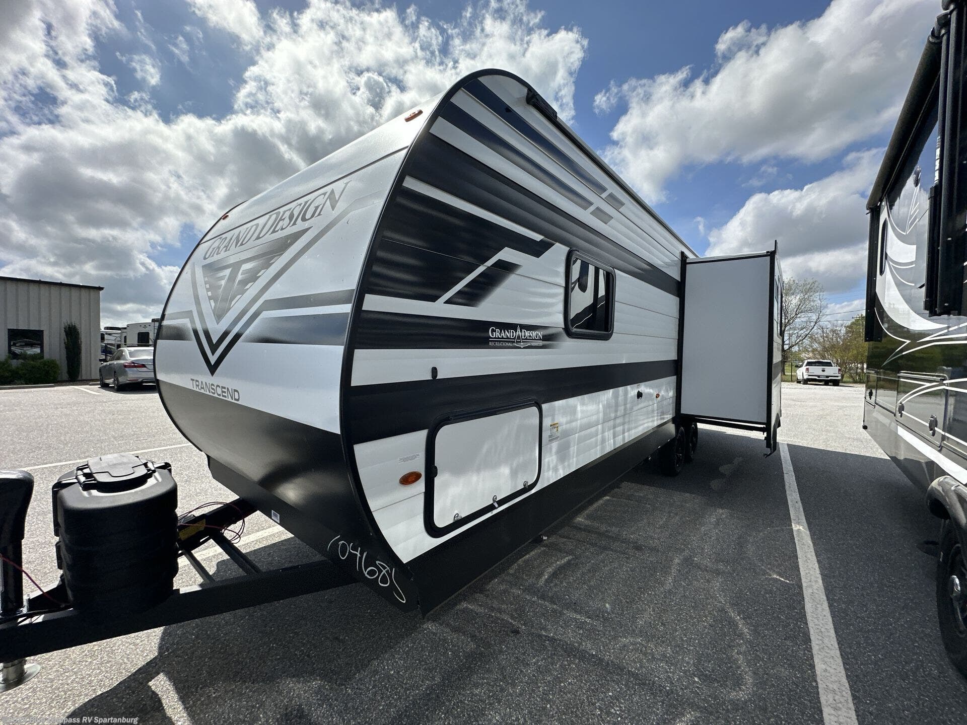 2026 Transcend 245RLT by Grand Design from Blue Compass RV Spartanburg in Duncan, South Carolina