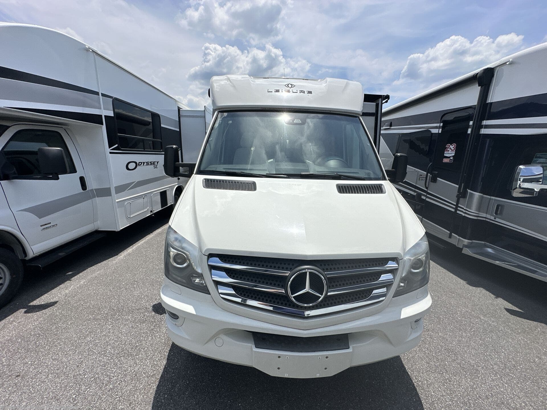 2016 Unity U24MB by Leisure Travel from Blue Compass RV Spartanburg in Duncan, South Carolina