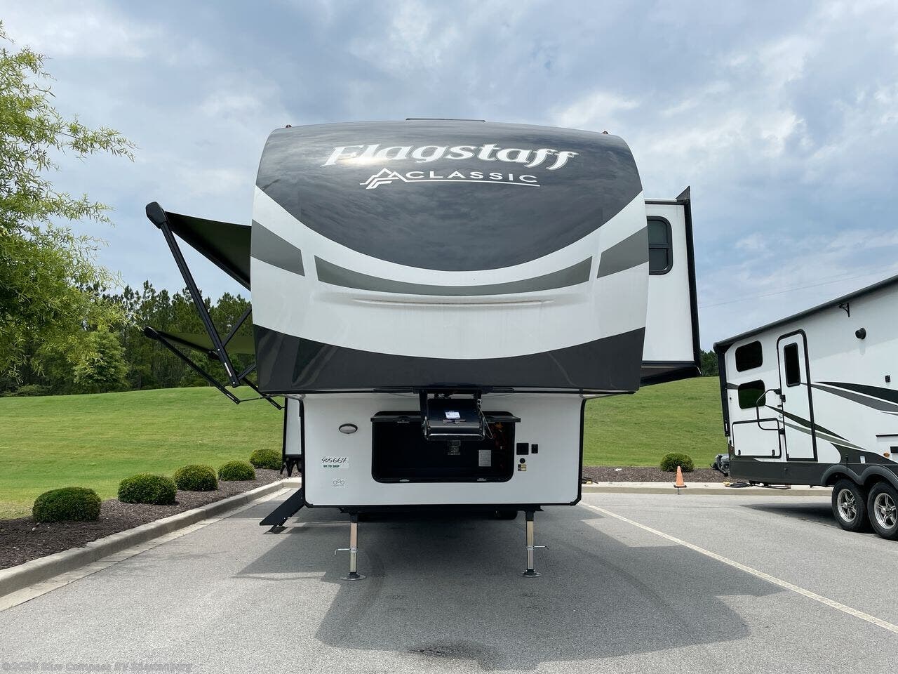 2024 Flagstaff Classic 372RL by Forest River from Blue Compass RV Spartanburg in Duncan, South Carolina