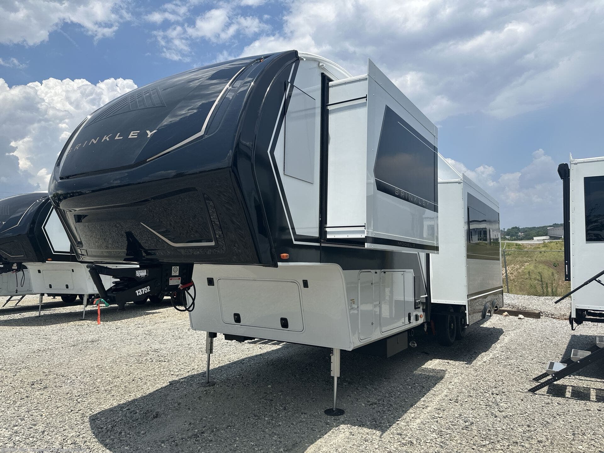 New 2027 Brinkley RV Model Z 3210 available in Duncan, South Carolina