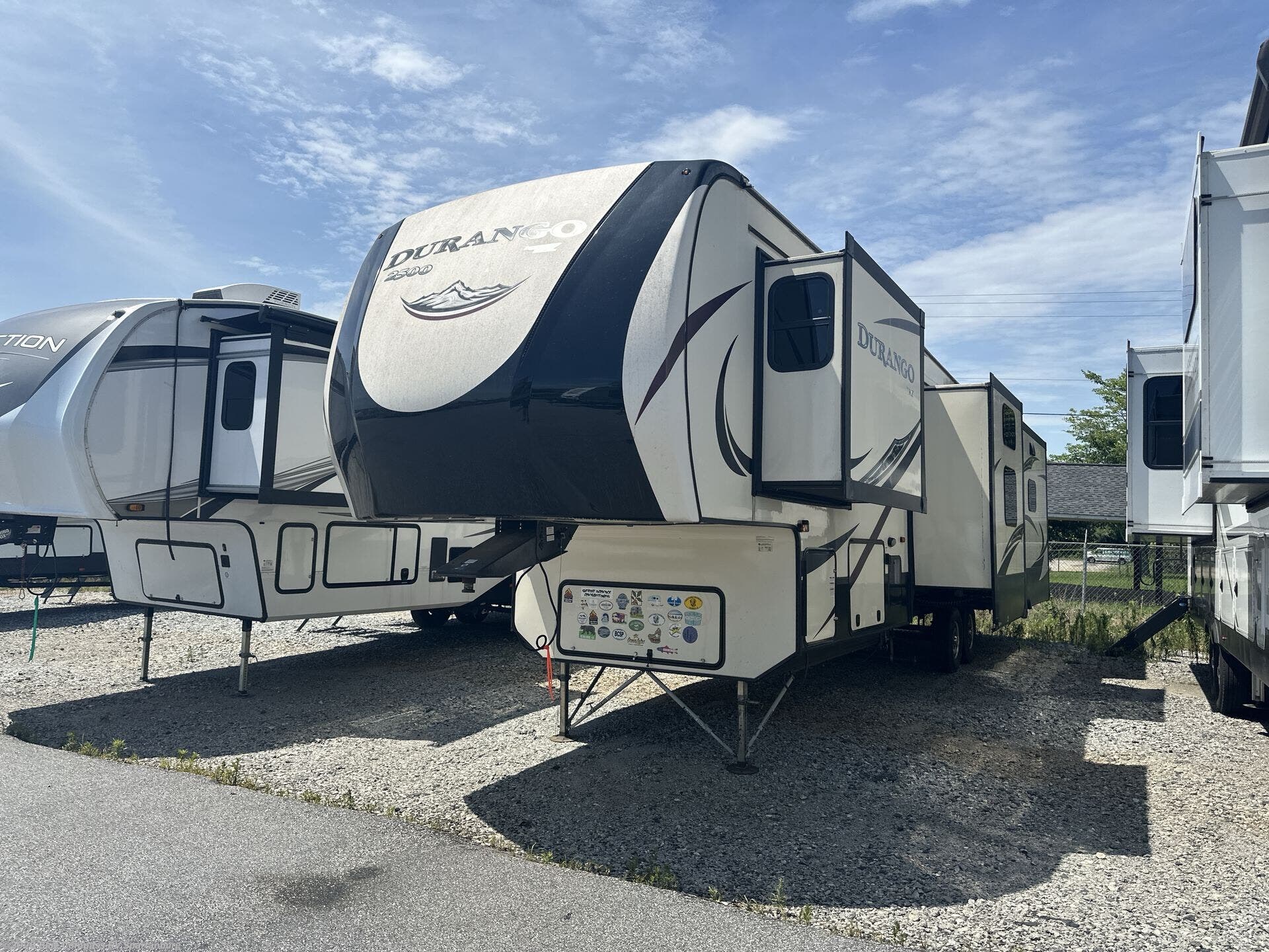 Used 2018 K-Z Durango 343MBQ available in Duncan, South Carolina