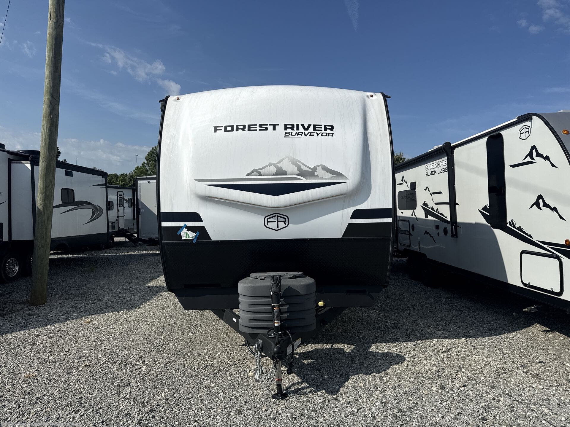2025 Forest River Surveyor Legend 305RLBS - Used Travel Trailer For Sale by Blue Compass RV Spartanburg in Duncan, South Carolina