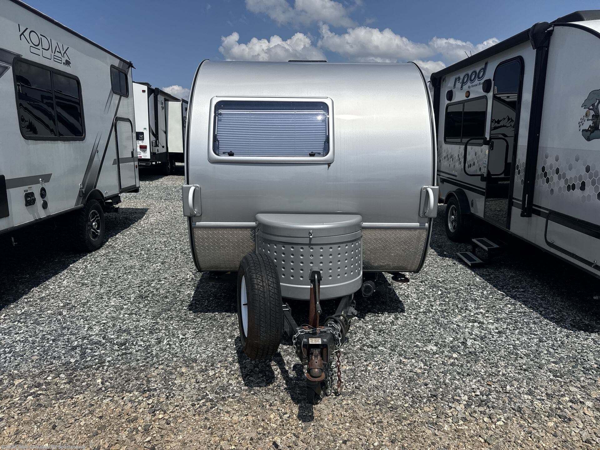 2016 TAB S Max by Little Guy from Blue Compass RV Spartanburg in Duncan, South Carolina