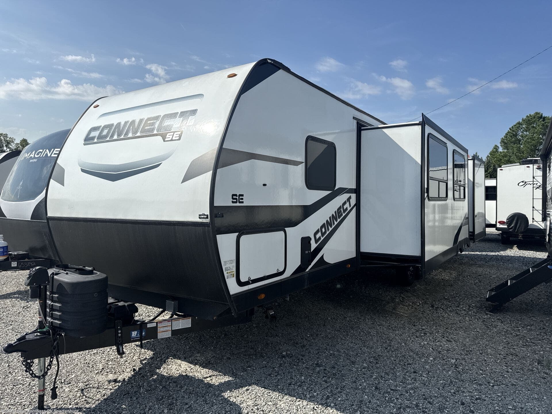 Used 2024 K-Z Connect SE C312BHKSE available in Duncan, South Carolina