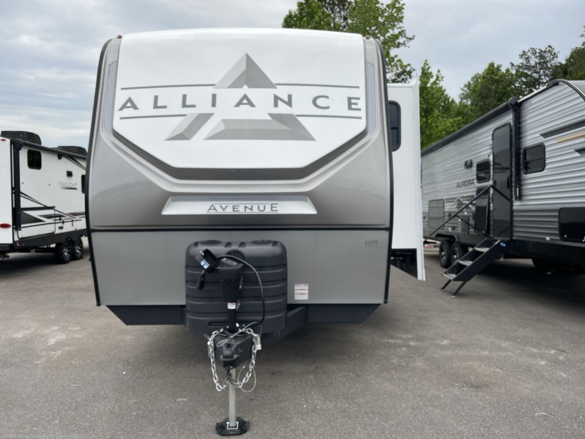 2026 Avenue 332RL by Alliance RV from Blue Compass RV Spartanburg in Duncan, South Carolina