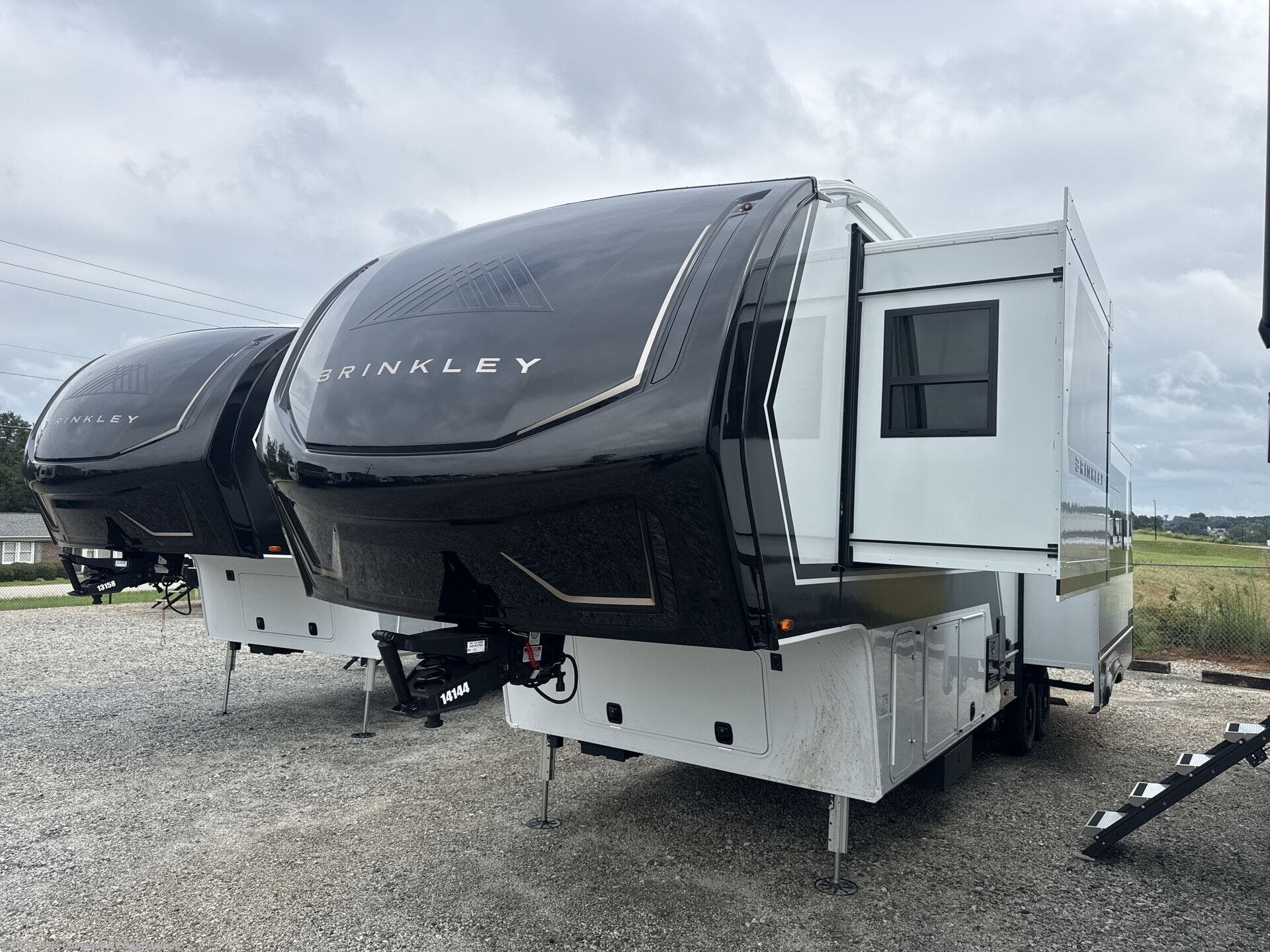 New 2027 Brinkley RV Model Z 3200 available in Duncan, South Carolina