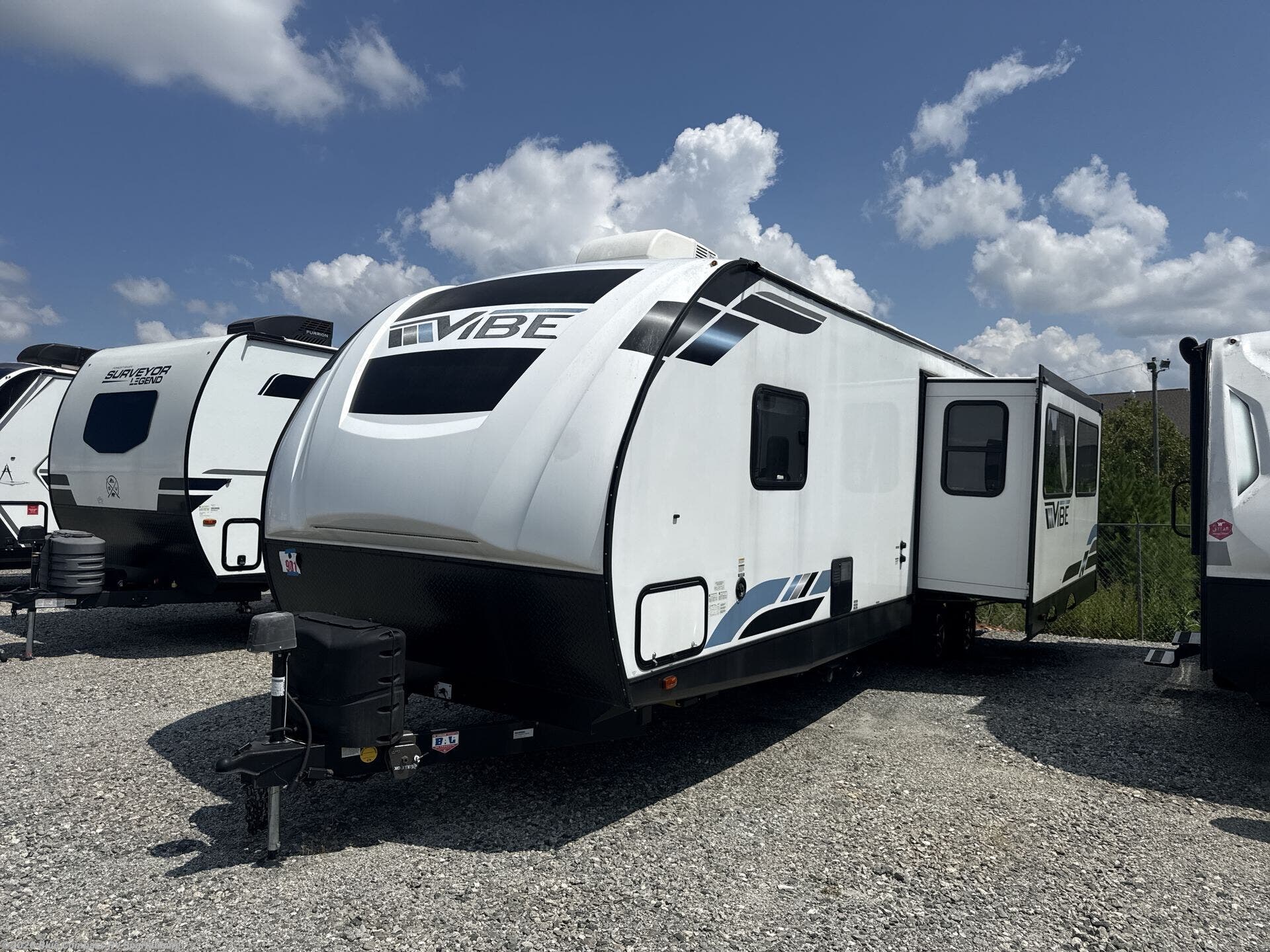 Used 2022 Forest River Vibe 26RK available in Duncan, South Carolina