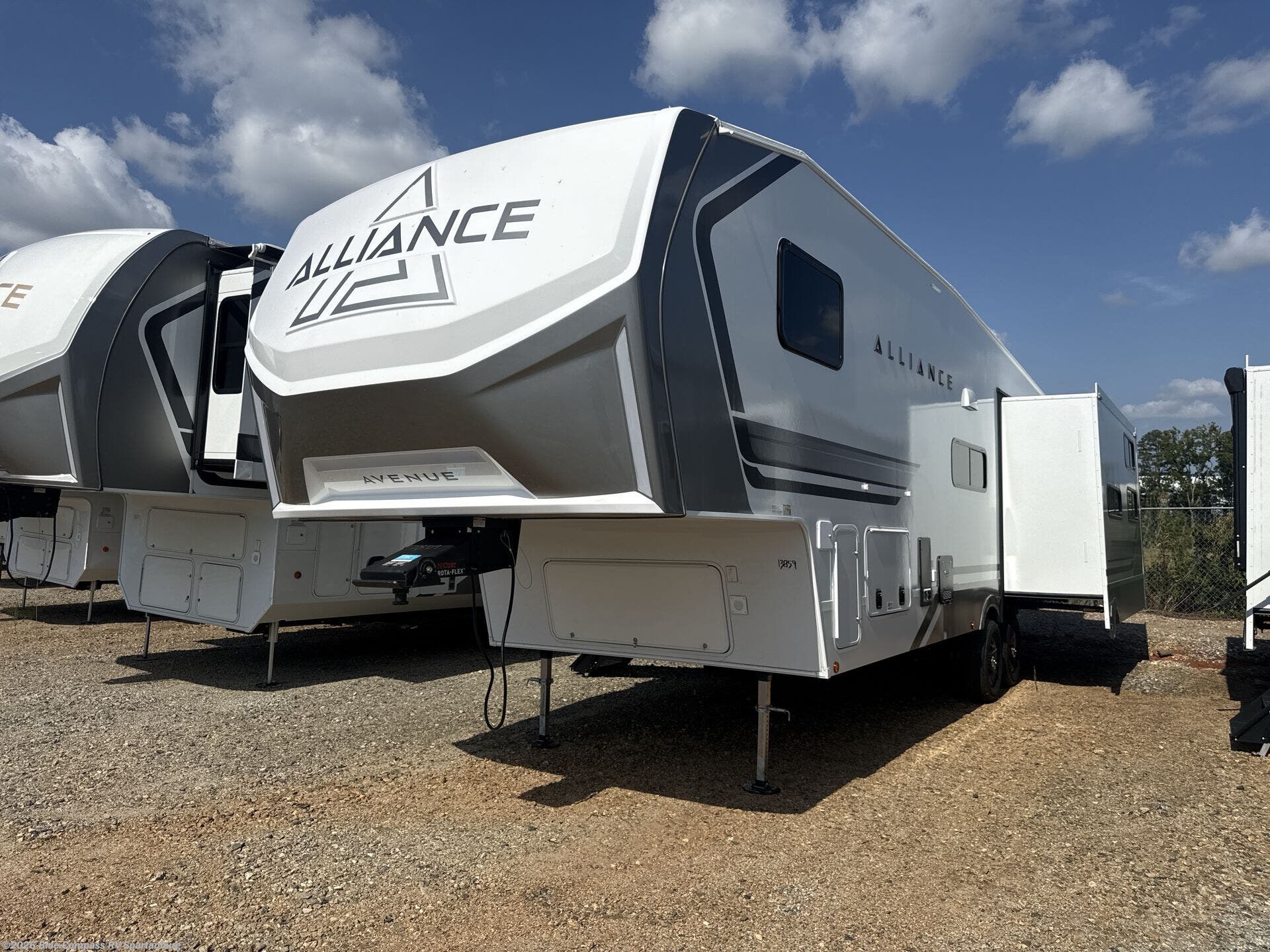 New 2027 Alliance RV Avenue All-Access 30BH available in Duncan, South Carolina