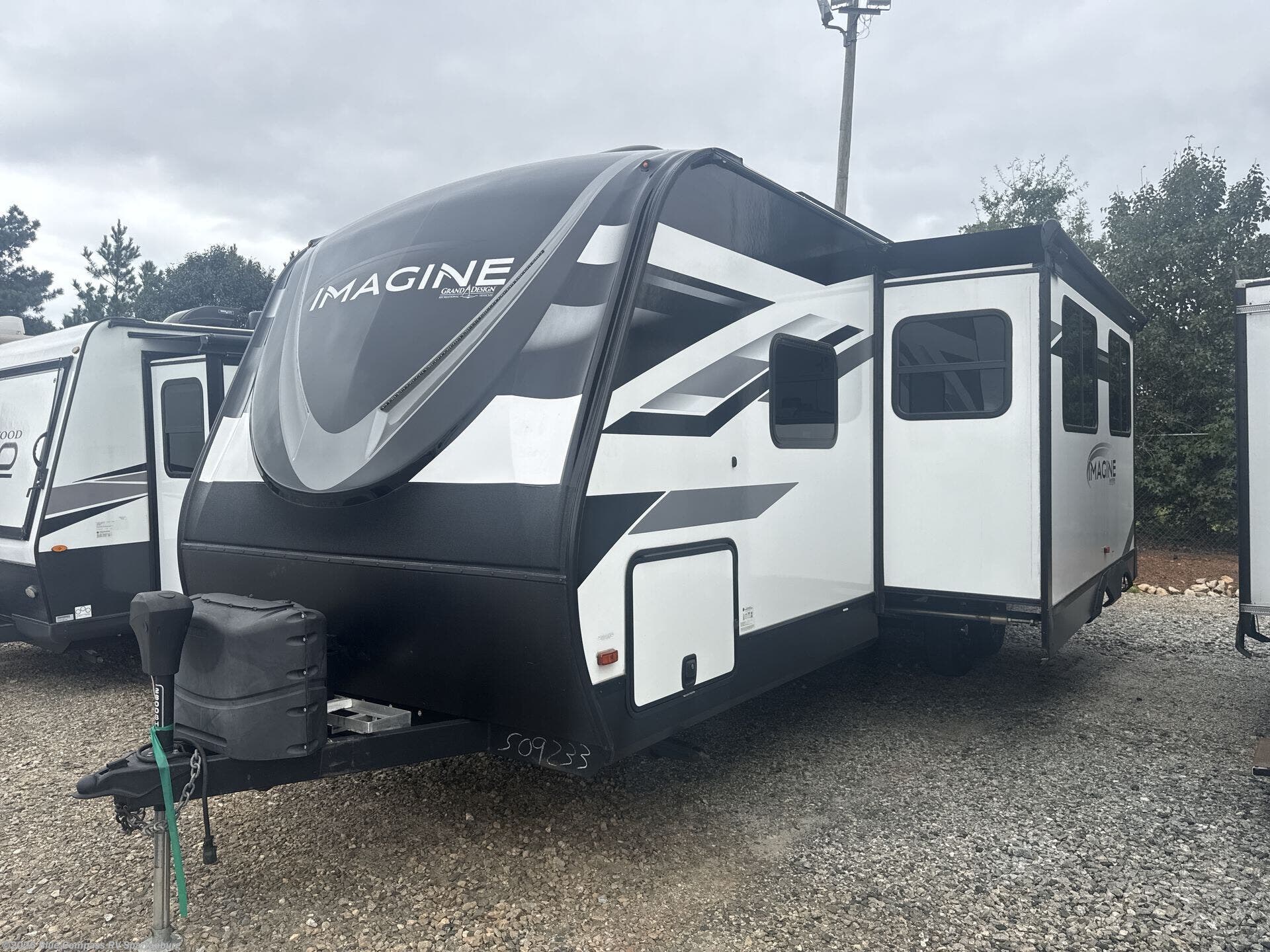 Used 2022 Grand Design Imagine 2800BH available in Duncan, South Carolina