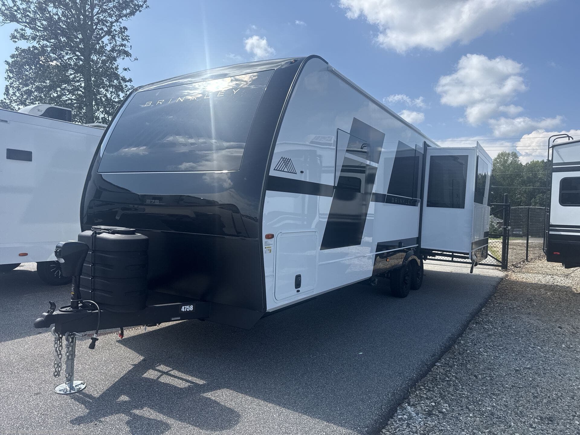 New 2027 Brinkley RV Model I 275 available in Duncan, South Carolina